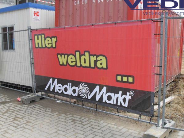 bache heras travaux Media Markt